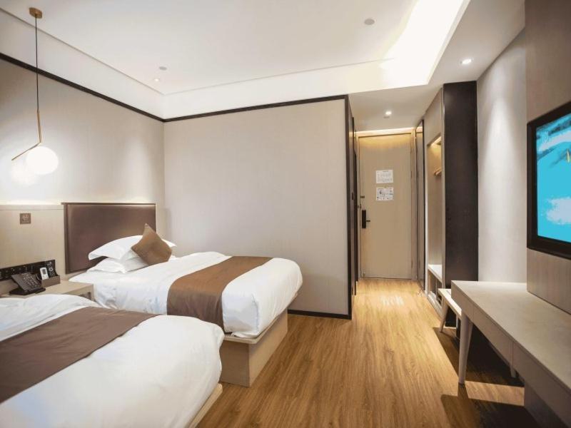 Gya Jiangpu Hotel