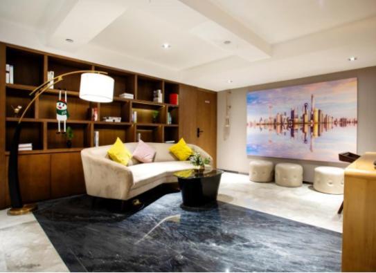 Gya Jiangpu Hotel